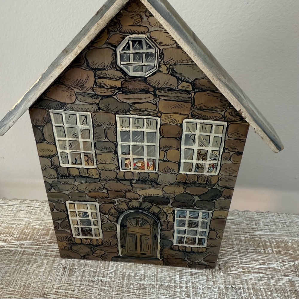 Vintage Handmade and Hand-painted in Massachusetts wooden houses and lighthouses - Picture 9 of 16